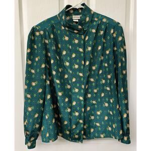 Pykettes Vintage blouse watch, time, green unique hidden button down satin like